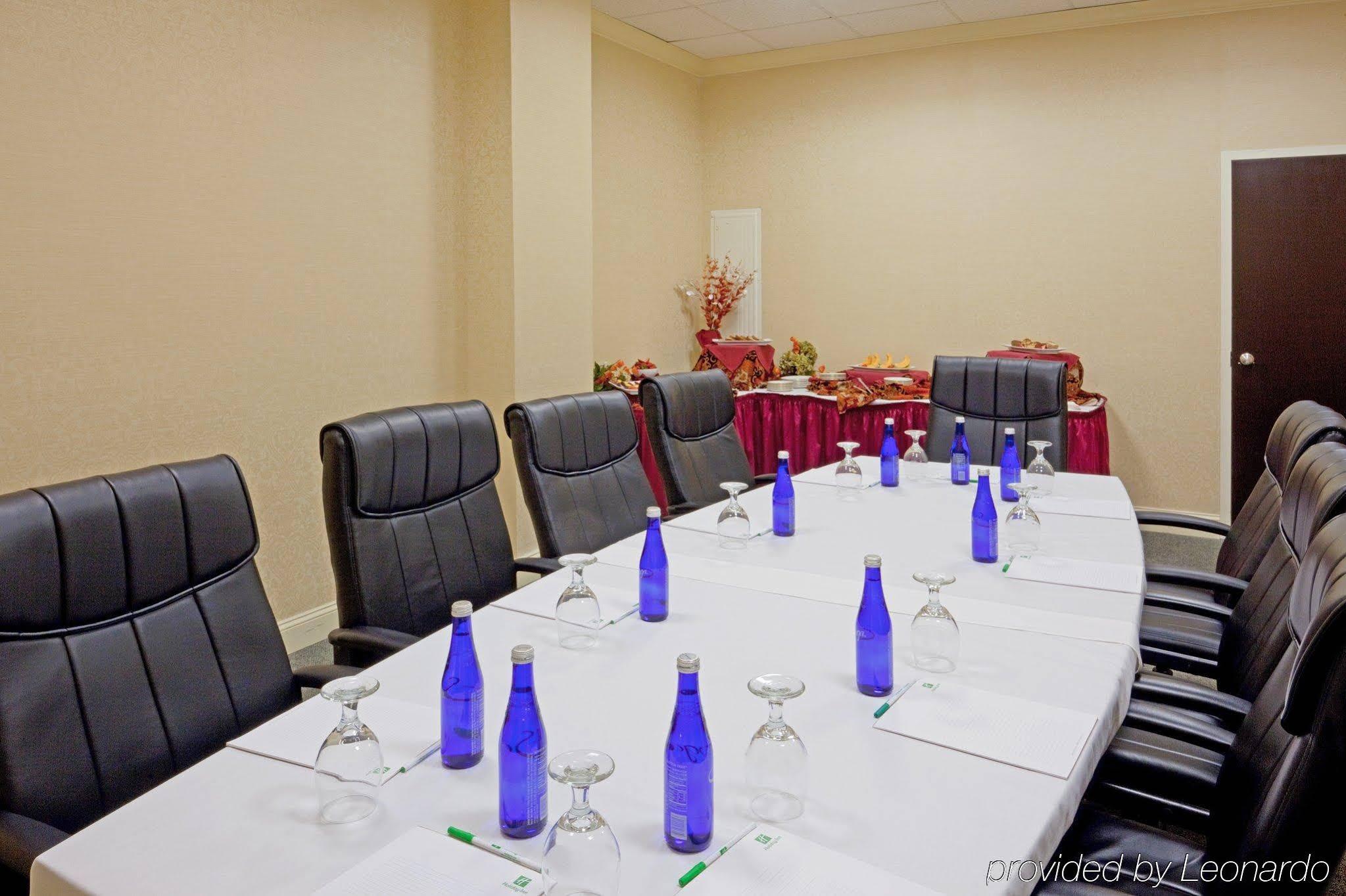 Holiday Inn Boston - Dedham Hotel & Conference Center By Ihg Ngoại thất bức ảnh