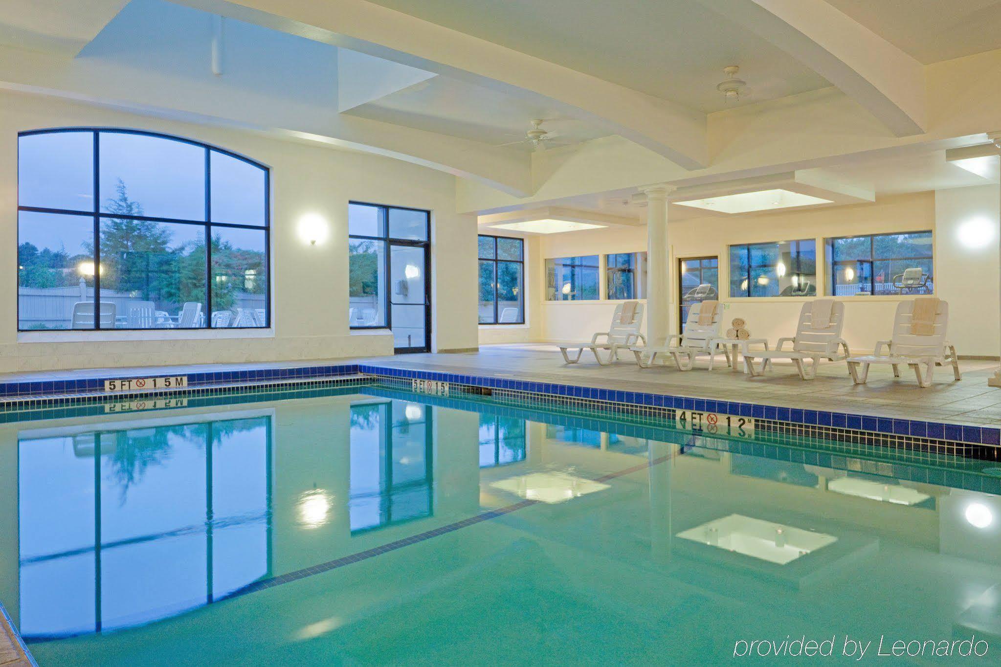 Holiday Inn Boston - Dedham Hotel & Conference Center By Ihg Ngoại thất bức ảnh