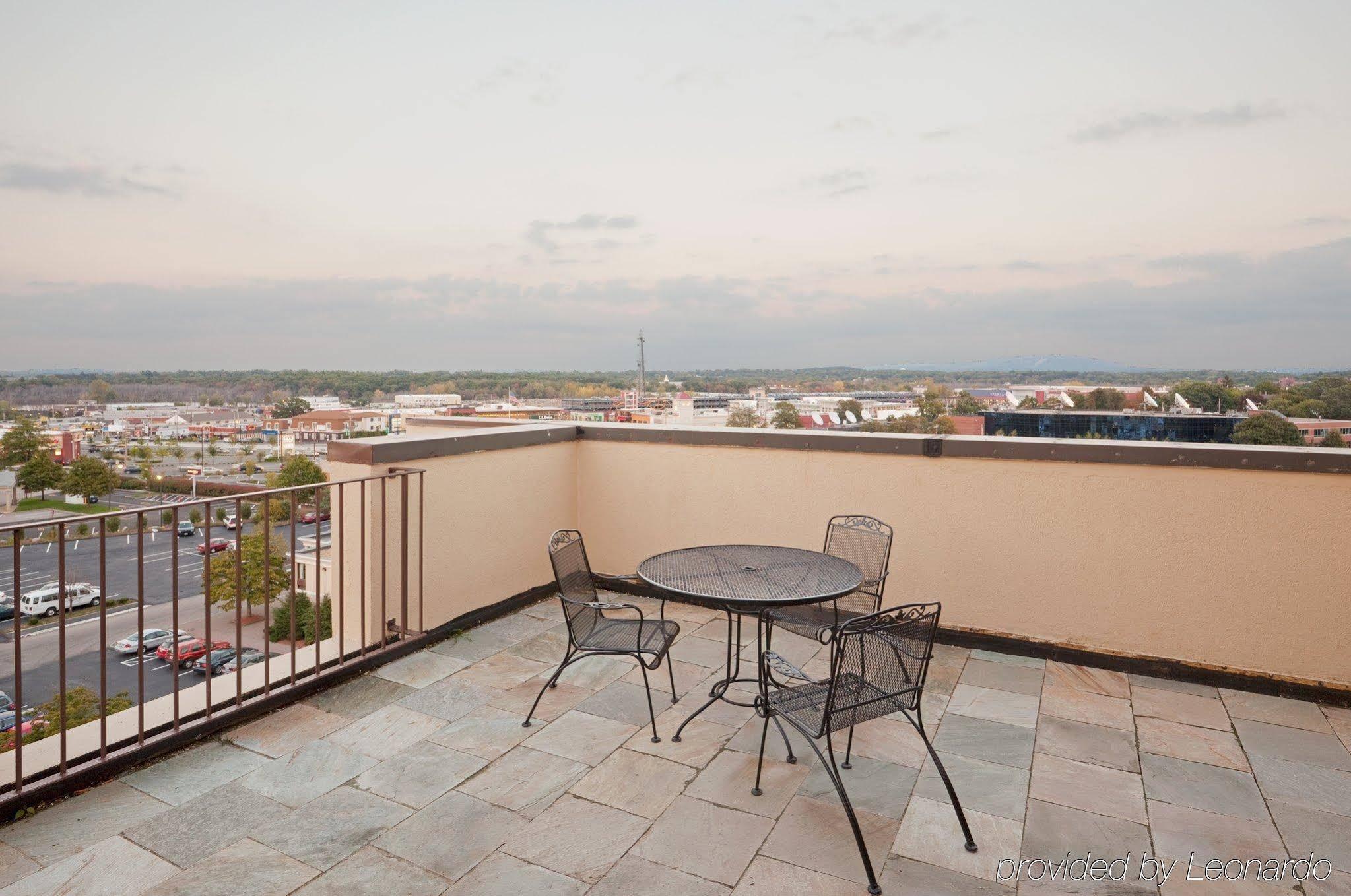 Holiday Inn Boston - Dedham Hotel & Conference Center By Ihg Ngoại thất bức ảnh