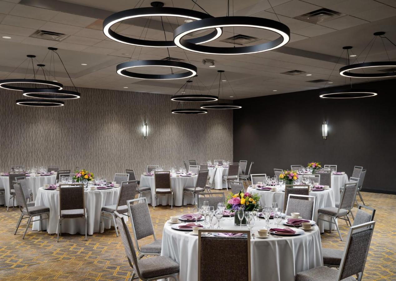 Holiday Inn Boston - Dedham Hotel & Conference Center By Ihg Ngoại thất bức ảnh