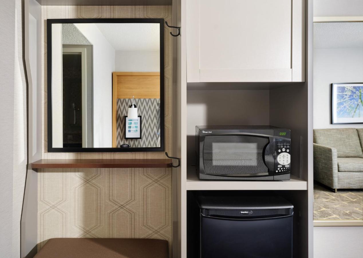 Holiday Inn Boston - Dedham Hotel & Conference Center By Ihg Ngoại thất bức ảnh